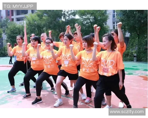 TES的蜕变之旅：从挑战者到世界冠军的辉煌历程