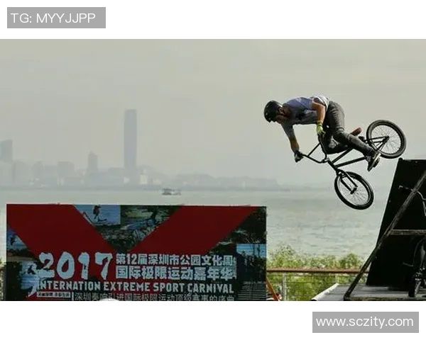 深圳极限运动队在世界攀岩锦标赛中以80分领跑积分榜展现强大实力 深圳极限运动队在世界攀岩锦标赛中以80分领跑积分榜展现强大实力